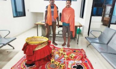 खुडख़डिय़ा खेलाते ओडिशा के 2 जुआरी पकड़ाए