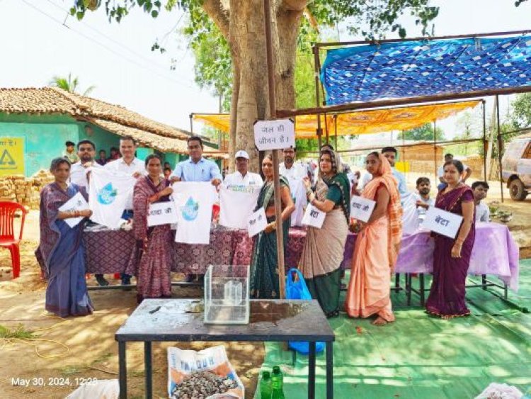 जल जगार उत्सव मेें पीकू ने बताया पानी का महत्व