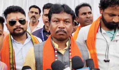 सांसद बनने के बाद पहली बार कोण्डागांव पहुंचे महेश कश्यप, लड्डूओं से तौले गए