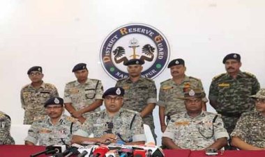 सुरक्षा बलों को बड़ी मिली कामयाबी, 8 नक्सली ढेर, 6 नक्सलियों पर था 48 लाख का इनाम