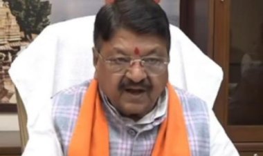 देश को जेल बनाने वाले लोगों के हाथ में संविधान की प्रति : कैलाश विजयवर्गीय