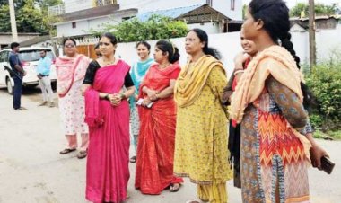 विधायक लता वार्डों में पहुंच कर रही हैं समस्याओं का समाधान