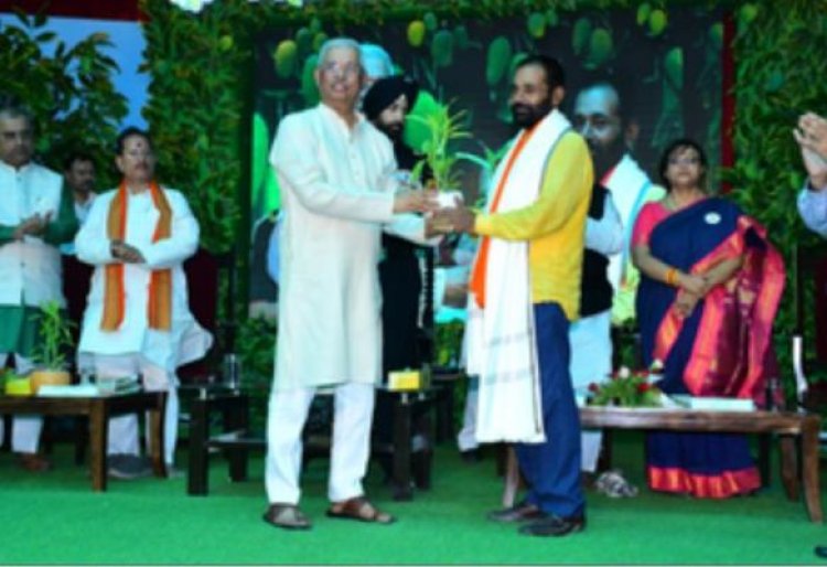 बिहार राजभवन में आमोत्सव का आयोजन, राज्यपाल ने कहा- यहां के आम भारत की पहचान बन सकते हैं