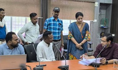 जिपं. सीईओ ने जनसुनवाई में 65 आवेदन पत्रों में की सुनवाई