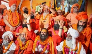 बांग्लादेश में हिंदुओं पर हमलों को लेकर भड़के संत, बोले- सरकार इजाजत दे तो हम बांग्लादेश में