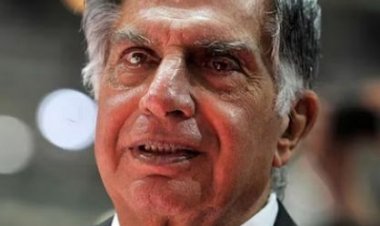 मशहूर उद्योगपति रतन टाटा का निधन, 86 साल की उम्र में ली आखिरी सांस