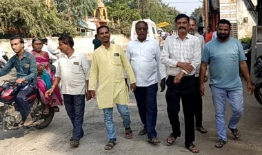 बड़वानी में मार्ग बंद होने से परेशानी:नपा नेताप्रतिपक्ष ने उठाया सवाल; एक पटरी निर्माण के लिए पूरा रास्ता क्यों रोका