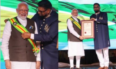 पीएम नरेंद्र मोदी को गुयाना के सर्वोच्च नागरिक सम्मान 'ऑर्डर ऑफ एक्सीलेंस' से नवाजा गया