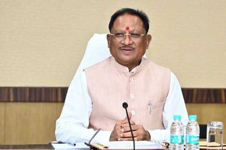 आत्मसमर्पित नक्सलियों एवं नक्सल पीड़ित परिवारों को पुनर्वास नीति के तहत मिलेगा आवास : मुख्यमंत्री विष्णु देव साय