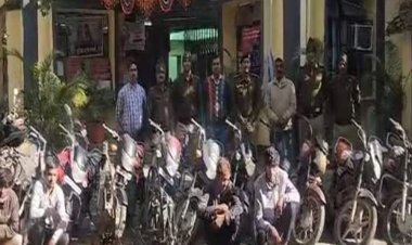 इंदौर में वाहन चोरों की गैंग धराई:दो दर्जन से अधिक दो पहिया वाहन जब्त; दवा बाजार और भीड़भाड़ वाले इलाके को बनाते थे निशाना