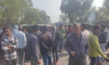 खाद्य न मिलने से किसानों ने हाइवे 39 पर लगाया जाम