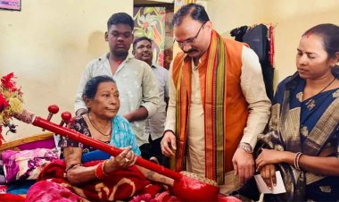 छत्तीसगढ़-पद्मविभूषण तीजनबाई को एम्स में मिला मोटराइज्ड आटोमेटिक बेड और व्हीलचेयर, साय सरकार करा रही बेहतर इलाज