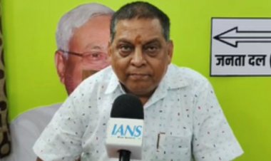 छात्र आंदोलन के पीछे राजनीतिक षड्यंत्र की पुष्टि, प्रशांत किशोर राजनीति में अभी 'किशोर' : नीरज कुमार