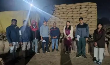 रायगढ़:- जिले के तमनार धान खरीदी केंद्र में 80 लाख रुपये का घोटाला उजागर: चार कर्मचारी बर्खास्त, एफआईआर दर्ज