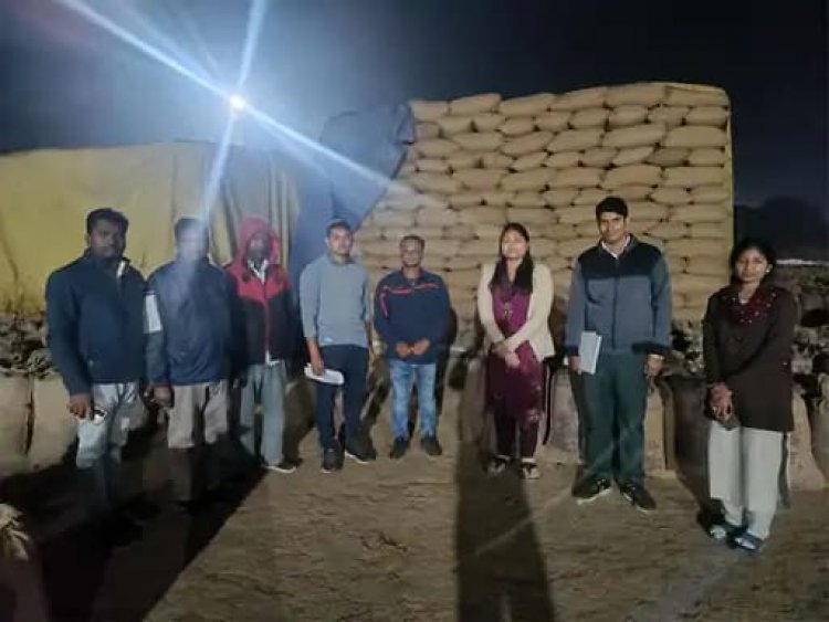 रायगढ़:- जिले के तमनार धान खरीदी केंद्र में 80 लाख रुपये का घोटाला उजागर: चार कर्मचारी बर्खास्त, एफआईआर दर्ज