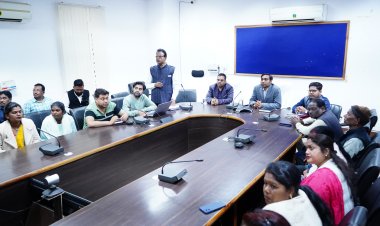 जशपुर: नगर पालिका अध्यक्ष और पार्षद के अभ्यर्थियों को आदर्श आचार संहिता, व्यय संधारण सहित दी गई अन्य जानकारी