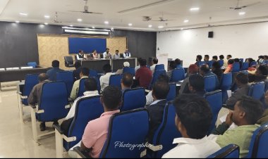 खिलाड़ियों को खेल गतिविधियों में आगे बढ़ाने हर संभव सहायता दिया जाएगा  - कलेक्टर खेल विभाग की समीक्षा बैठक संपन्न