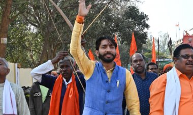 @माता पिता के बाद अब पुत्र संभालेंगे खुड़िया क्षेत्र की कमान,युवा नेता राकेश गुप्ता ने बगीचा के इस क्षेत्र से जनपद सदस्य के लिए दाखिल किया नामांकन पत्र,खुड़िया के माटी पुत्र के नाम से जाना जाता हैं यह परिवार, क्षेत्र में जबरजस्त पैठ देखने को मिलता है,विभिन्न संघर्षों के कारण जिले भर में है पहचान,राकेश गुप्ता ने कहा खुड़िया क्षेत्र की अस्मिता, मान-सम्मान, सुरक्षा के लिए मुझे उतरा गया है मैदान में, पढ़िए खबर..!