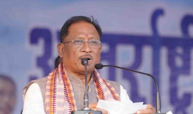 रायपुर : मुख्यमंत्री श्री विष्णु देव साय ने भूमकाल दिवस पर अमर शहीद गुंडाधुर को किया नमन