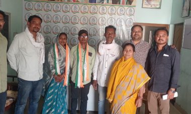 विधायक कार्यालय, नगरी में आयोजित एक विशेष कार्यक्रम के दौरान चंद्रकांत नेताम और सरोज नेताम ने कांग्रेस पार्टी की सदस्यता ग्रहण की