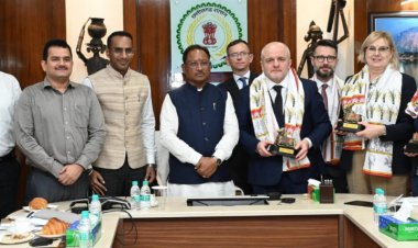 जशपुर:मुख्यमंत्री श्री विष्णु देव साय से पोलैंड की विदेशी मामलों की समिति के प्रतिनिधिमंडल ने की मुलाकात