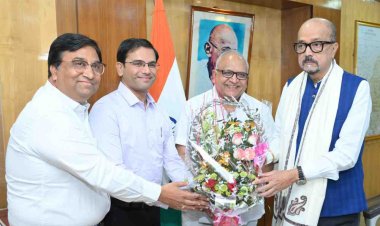 रायपुर:जैन समाज के अध्यक्ष ने भगवान आदिनाथ के जन्म कल्याणक जयंती समारोह के लिए राज्यपाल को किया आमंत्रित