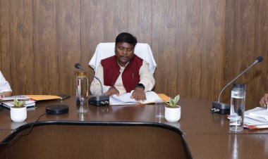 रायपुर : वन मंत्री श्री केदार कश्यप की अध्यक्षता में आईडीसी की बैठक सम्पन्न