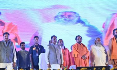 रायपुर : राजिम कुंभ कल्प समापन समारोह: मुख्यमंत्री श्री विष्णुदेव साय ने छत्तीसगढ़ की आध्यात्मिक और सांस्कृतिक विरासत को किया नमन  ...