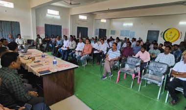 जशपुर: बगीचा विकासखंड में पोर्टल पर कृषकों के पंजीयन के संबंध में दिया गया एक दिवसीय प्रशिक्षण...