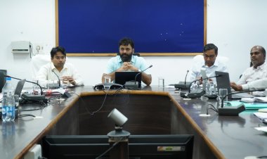 जशपुर: कलेक्टर की अध्यक्षता में जिला सहकारी विकास समिति की बैठक संपन्न....