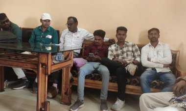 इलेक्ट्रॉनिक मीडिया व प्रिंट मीडिया संघ नवागढ़ में मासिक बैठक हुआ सम्पन्न