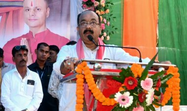 रायपुर : शहरों के चहुंमुखी विकास में स्थानीय निकायों का भरपूर सहयोग करेगी सरकार - श्री अरुण साव