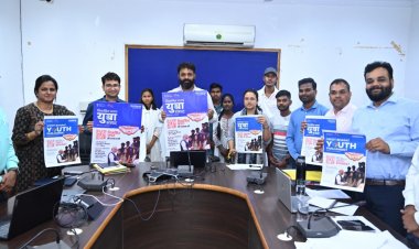 जशपुर:कलेक्टर श्री रोहित व्यास ने विकसित भारत युवा संसद के पोस्टर का किया विमोचन युवा माई भारत पोर्टल के जरिए कर सकते हैं आवेदन...