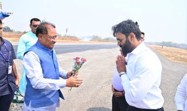 मुख्यमंत्री का आगडीह हवाई पट्टी में किया गया आत्मीय स्वागत.....