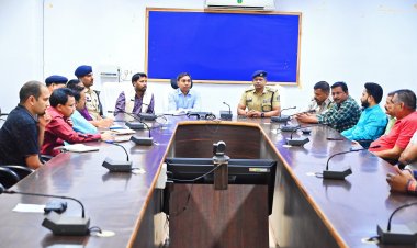 जशपुर: हिन्दू नववर्ष एवं ईद के सम्बन्ध में शांति समिति का बैठक सम्पन्न "अपर कलेक्टर ने आयोजन स्थल में सभी उचित व्यवस्था रखने अधिकारियों को दिए निर्देश