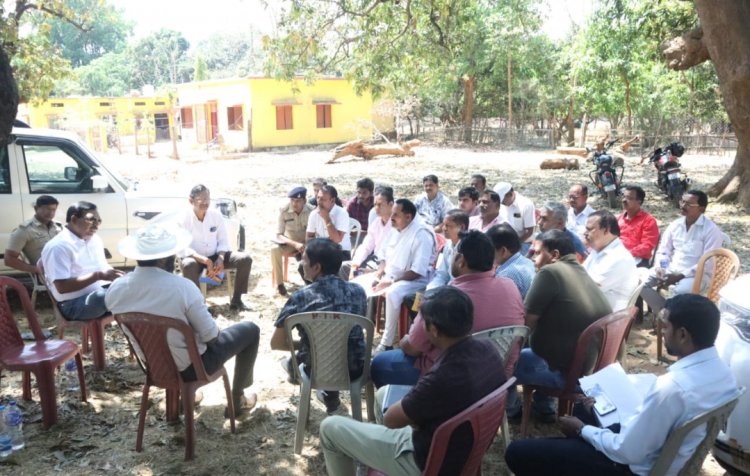 जशपुर:कलेक्टर और एसएसपी ने मयाली में आयोजित होने वाले महाशिवपुराण कथा की तैयारी का लिया जायजा, अधिकारियों को वाहन पार्किंग, पेयजल व्यवस्था, मेडिकल टीम फायर ब्रिगेड सहित सभी बुनियादी सुविधाएं उपलब्ध कराने के दिए निर्देश