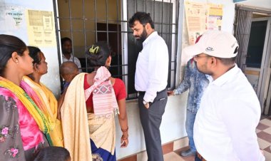 जशपुर:कलेक्टर ने सामुदायिक स्वास्थ्य केंद्र लोदाम का किया आकस्मिक निरीक्षण स्थानीय मरीजों एवं उनके परिजनों से चर्चा कर व्यवस्थाओं की ली जानकारी