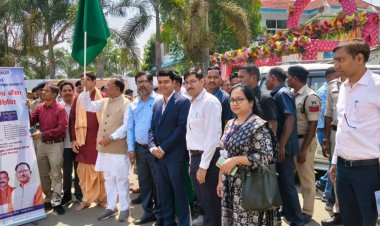 मुख्यमंत्री श्री विष्णुदेव साय ने मोबाइल कैंसर डिटेक्शन वैनल कैंसर डिटेक्शन वैन को हरी झंडी दिखाकर रवाना किया रवाना जिला प्रशासन और बालको मेडिकल सेंटर द्वारा निःशुल्क रक्त एवं कैंसर रोग परामर्श शिविर का किया जा रहा आयोजन