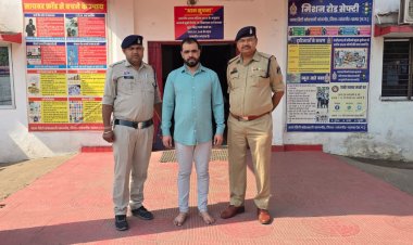 08 माह से फरार आरोपी को मुम्बई तरफ से पकड़ने में थाना जांजगीर पुलिस को मिली बड़ी सफलता
