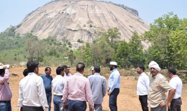 कलेक्टर ने मधेश्वर एवं मयाली ईको पर्यटन क्षेत्र विकास हेतु की परिचर्चा पर्यटकों एवं श्रद्धालुओं के लिए पर्यटन केंद्र को आकर्षक बनाने की गई चर्चा