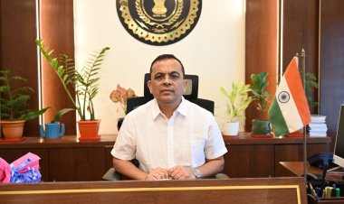 जांजगीर-चांपा जिले के नव पदस्थ कलेक्टर श्री जन्मेजय महोबे ने किया पदभार ग्रहण