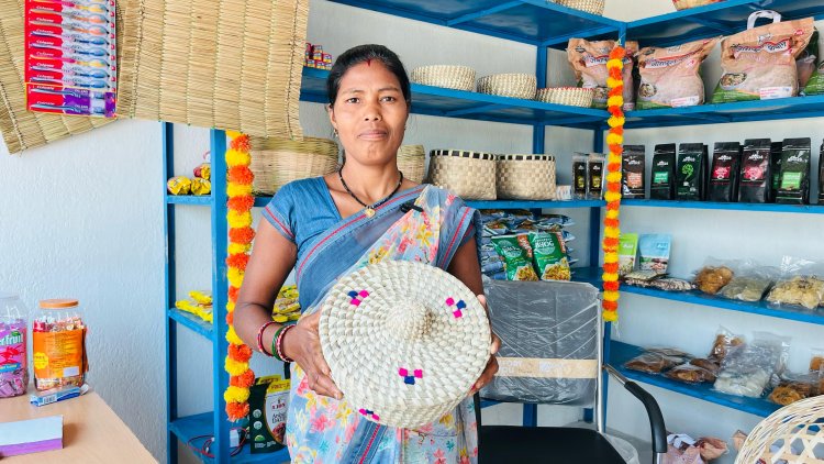 सफलता की कहानी:रिंकी यादव अपनी मेहनत और हुनर से बनी कामयाब छिंद कांसा की बनाती है सुंदर टोकरी