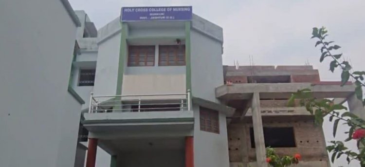 जशपुर:होली क्रॉस नर्सिंग कॉलेज की प्राचार्या वींसी जोसेफ के खिलाफ थाने में FIR दर्ज.....