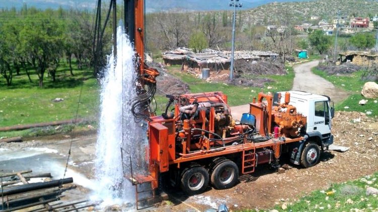 बड़ी कार्यवाही:बिना अनुमति नलकूप खनन करते दो बोर गाड़ी जब्त.... पढ़िए पूरी खबर