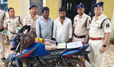 घर घर जाकर जेवर साफ करने के बहाने, नकली जेवर देकर धोखाधड़ी ठगी करने वाले अंतर्राज्यीय गिरोह का,जशपुर पुलिस ने किया पर्दाफाश...