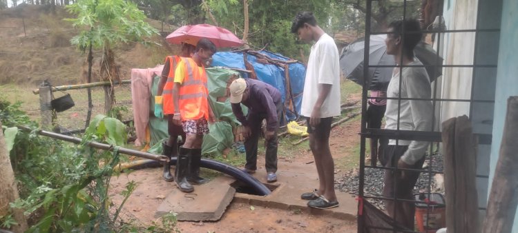 सेप्टिक टैंक की सफाई हेतु ग्राम पंचायत गम्हरिया के दिए गए मोबाईल नम्बर 9516260516 एवं 8839170051 से किया जा सकता है संपर्क 