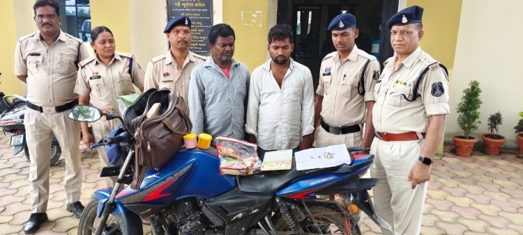 घर घर जाकर जेवर साफ करने के बहाने, नकली जेवर देकर धोखाधड़ी ठगी करने वाले अंतर्राज्यीय गिरोह का,जशपुर पुलिस ने किया पर्दाफाश...