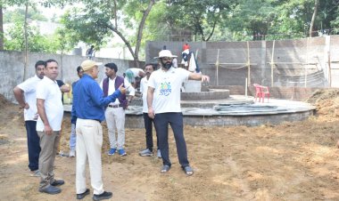 कलेक्टर ने अटल परिसर निर्माण कार्य का किया अवलोकन