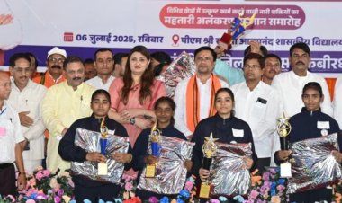 सुशासन और विकास की राह पर छत्तीसगढ़ – पंडरिया में उप तहसील, महाविद्यालय, नालंदा परिसर और निःशुल्क बस सेवाओं की घोषणा…!