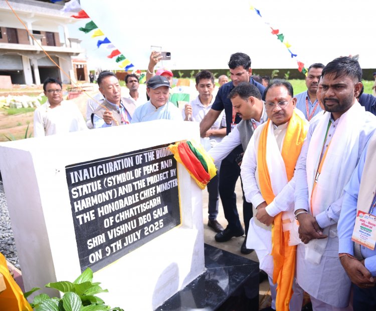 मुख्यमंत्री श्री विष्णु देव साय ने मैनपाट में भगवान बुद्ध की प्रतिमा का किया अनावरण